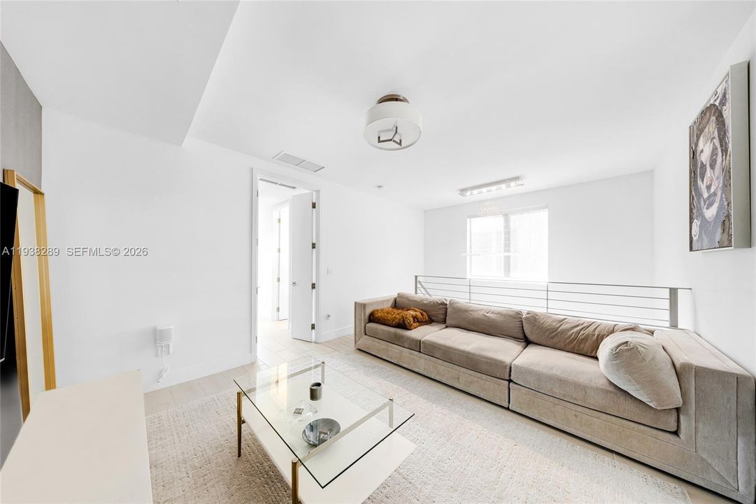 В аренду: $9,500 (3 спален, 3 ванн, 2548 Квадратных фут)