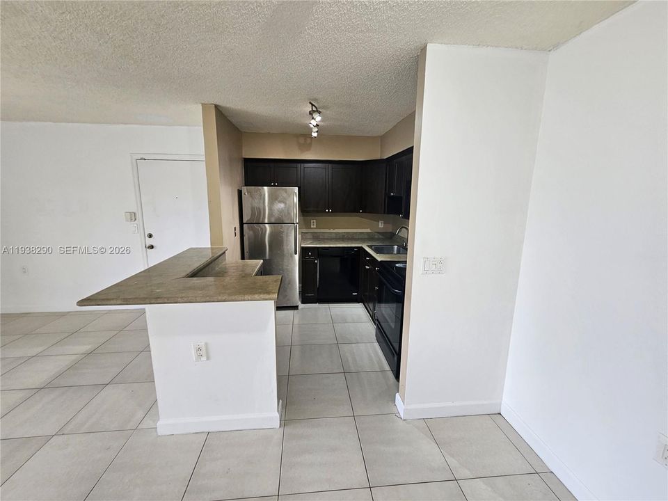 En Renta: $2,100 (2 camas, 2 baños, 833 Pies cuadrados)