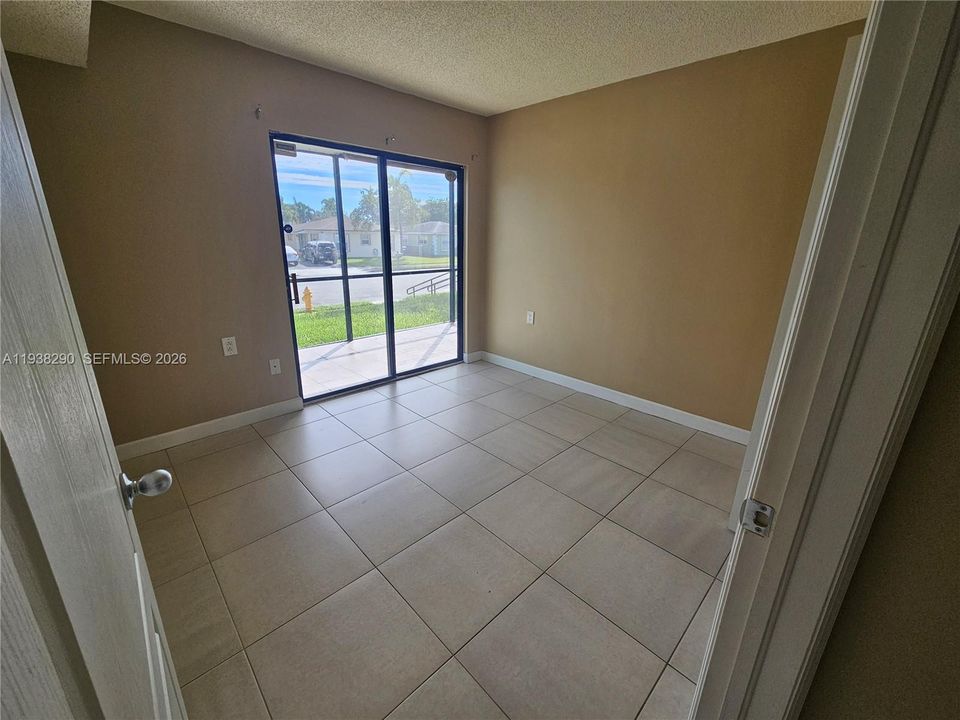 En Renta: $2,100 (2 camas, 2 baños, 833 Pies cuadrados)