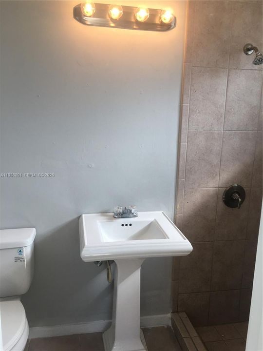 В аренду: $3,000 (3 спален, 2 ванн, 1844 Квадратных фут)