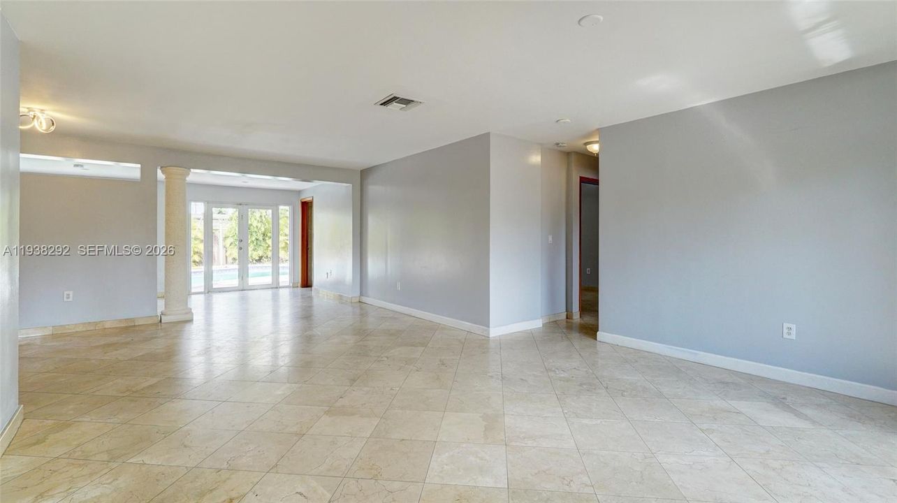 В аренду: $4,095 (3 спален, 3 ванн, 2192 Квадратных фут)