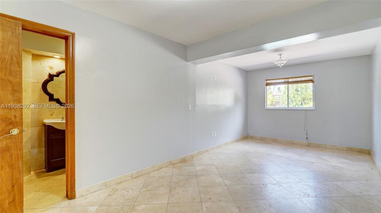 В аренду: $4,095 (3 спален, 3 ванн, 2192 Квадратных фут)