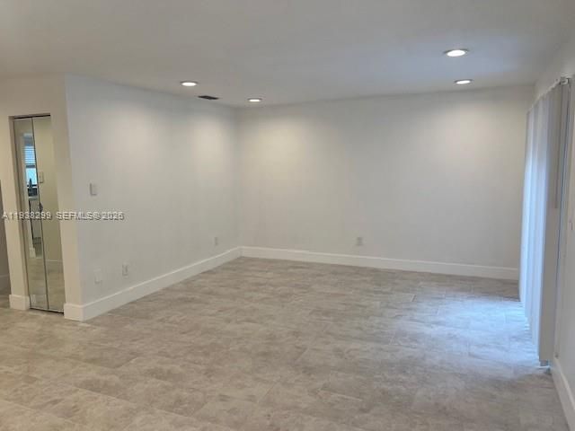 For Rent: $2,600 (3 beds, 2 baths, 1325 Square Feet)