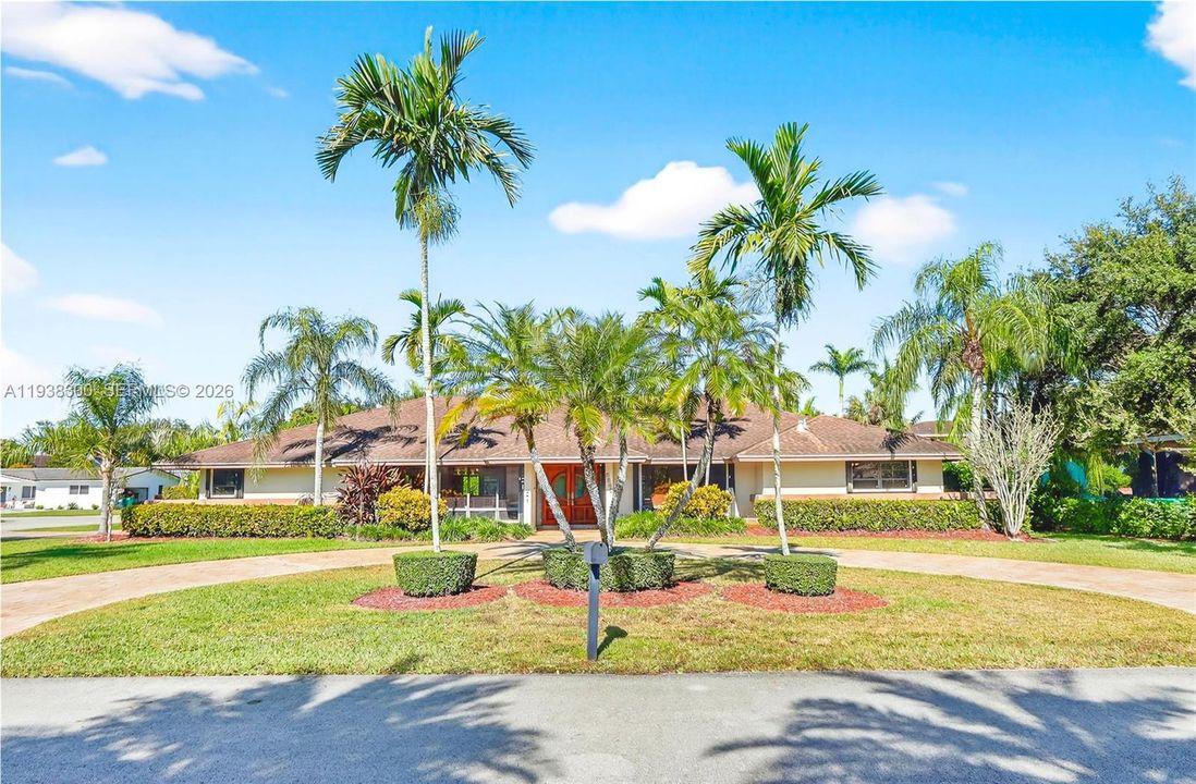 待售: $1,375,000 (5 贝兹, 4 浴室, 3045 平方英尺)