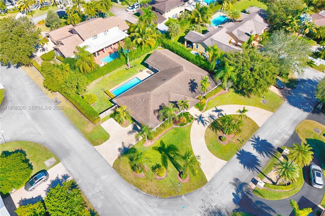 待售: $1,375,000 (5 贝兹, 4 浴室, 3045 平方英尺)