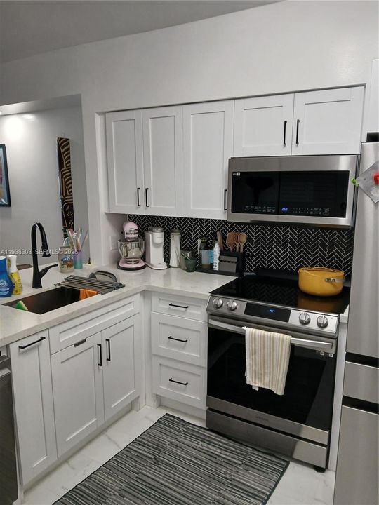 En Renta: $2,400 (2 camas, 1 baños, 1023 Pies cuadrados)