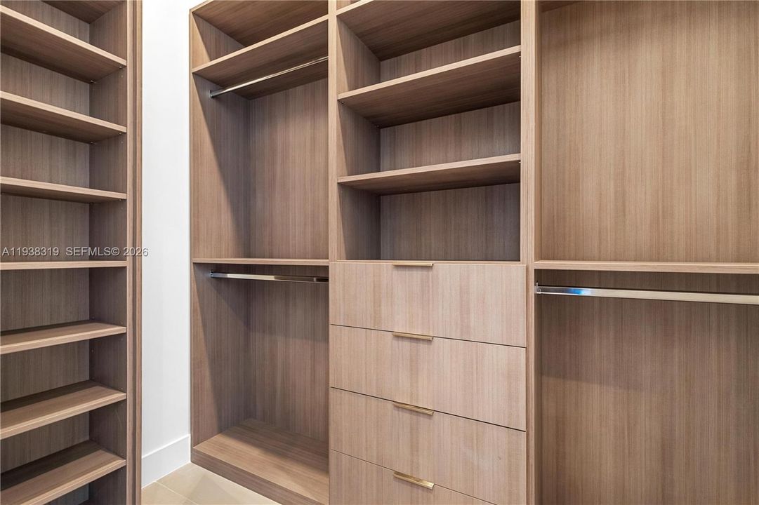 Dual walk-in closets