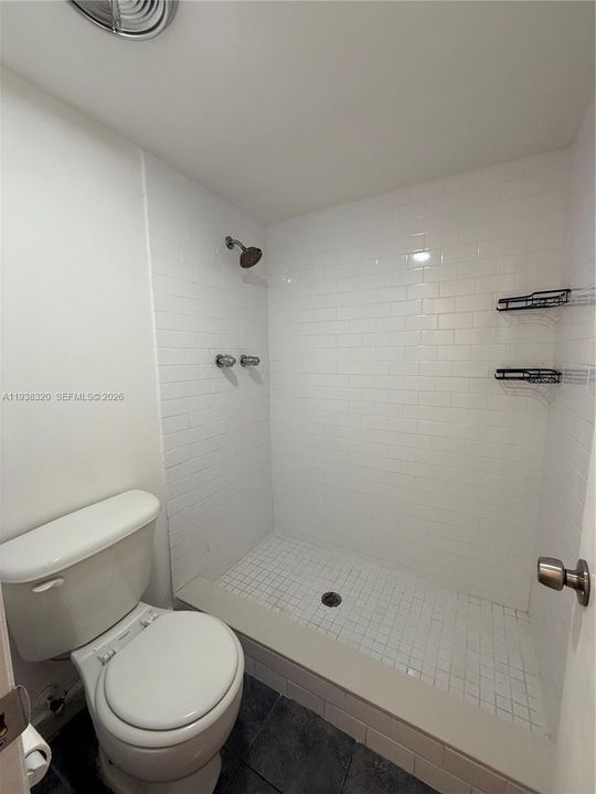 For Rent: $2,390 (2 beds, 2 baths, 1500 Square Feet)