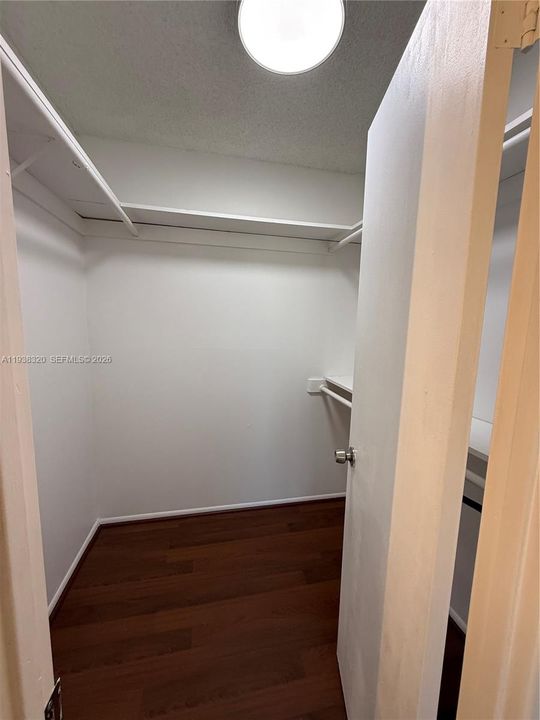 For Rent: $2,390 (2 beds, 2 baths, 1500 Square Feet)