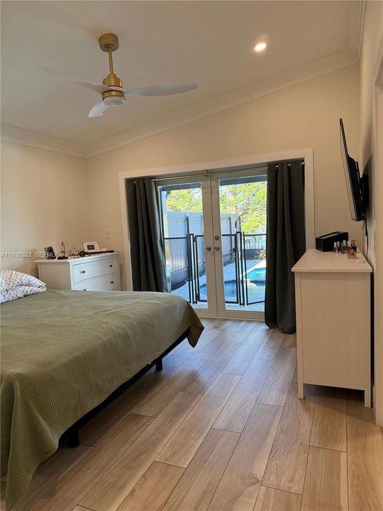 En Venta: $749,000 (3 camas, 2 baños, 1654 Pies cuadrados)