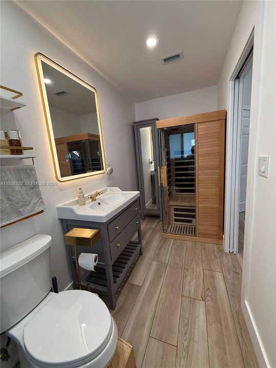 En Venta: $749,000 (3 camas, 2 baños, 1654 Pies cuadrados)