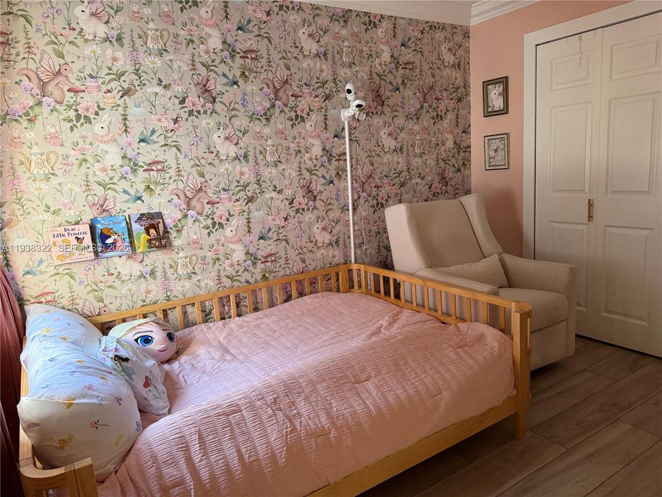 En Venta: $749,000 (3 camas, 2 baños, 1654 Pies cuadrados)