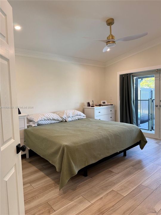 En Venta: $749,000 (3 camas, 2 baños, 1654 Pies cuadrados)