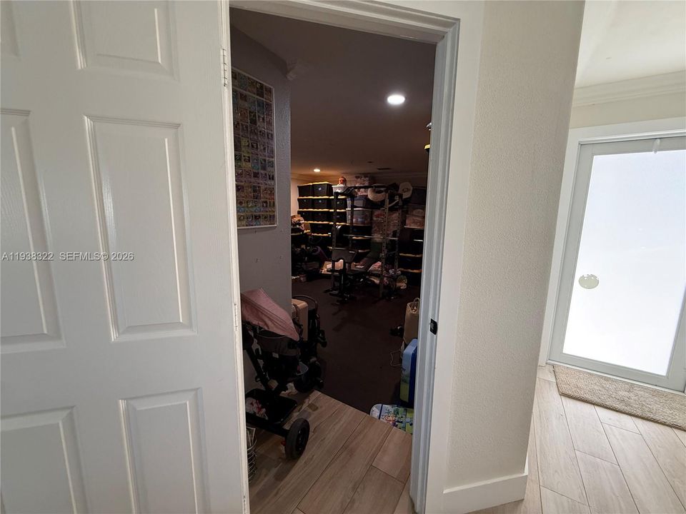 En Venta: $749,000 (3 camas, 2 baños, 1654 Pies cuadrados)