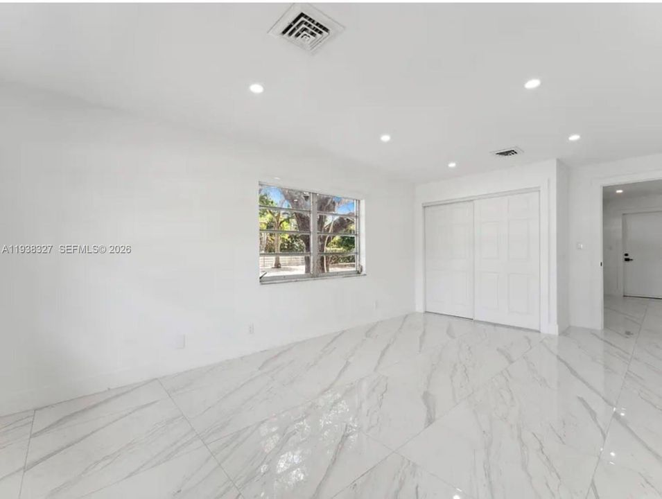 На продажу: $605,000 (3 спален, 2 ванн, 1660 Квадратных фут)