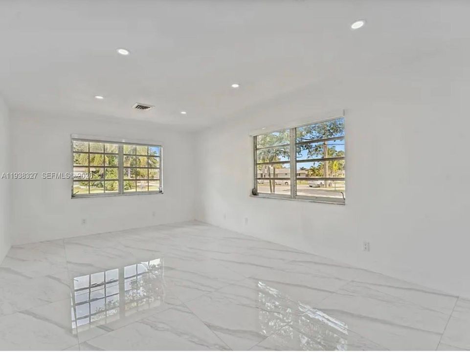 На продажу: $605,000 (3 спален, 2 ванн, 1660 Квадратных фут)