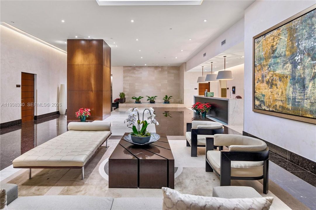 For Sale: $1,090,000 (2 beds, 2 baths, 1430 Square Feet)