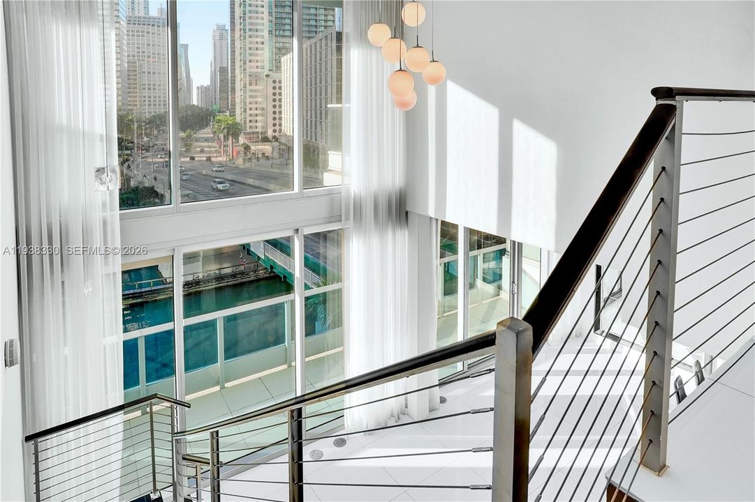 For Sale: $1,090,000 (2 beds, 2 baths, 1430 Square Feet)