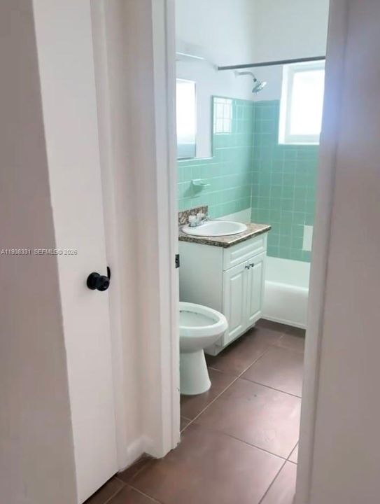 В аренду: $1,750 (1 спален, 1 ванн, 0 Квадратных фут)