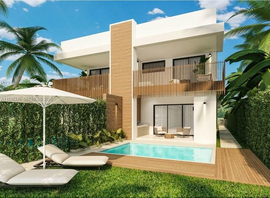 For Sale: $5,200,000 (12 beds, 12 baths, 2385 Square Feet)