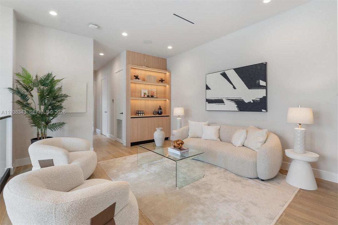 For Sale: $1,400,000 (3 beds, 3 baths, 1958 Square Feet)