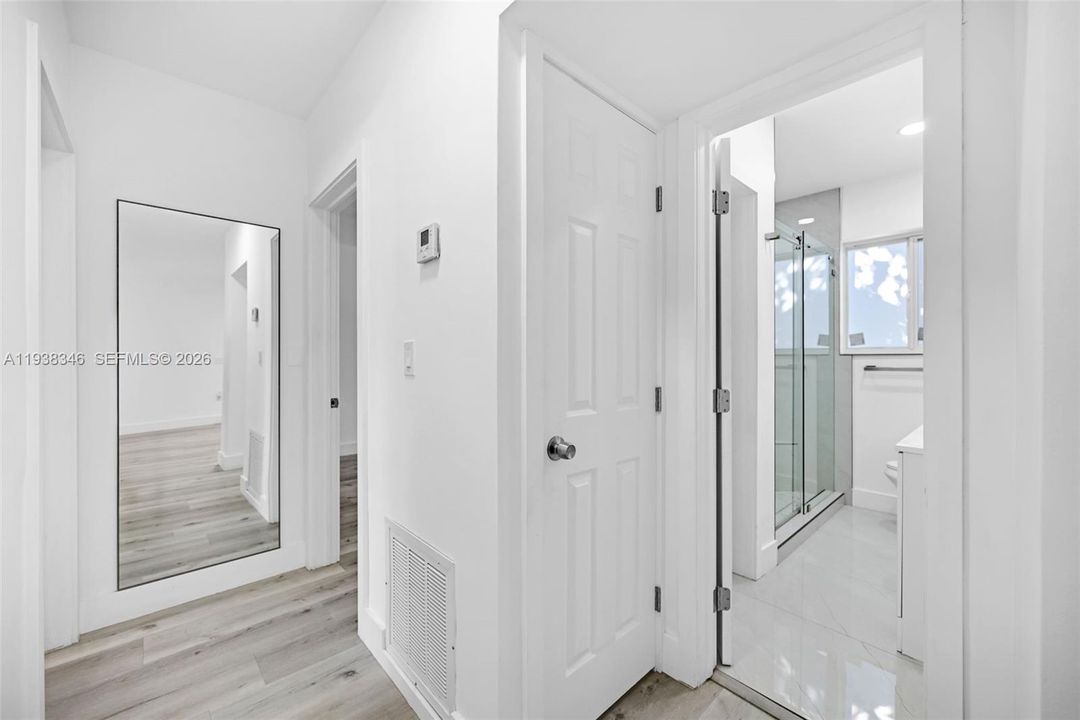 En Venta: $829,999 (3 camas, 2 baños, 1418 Pies cuadrados)