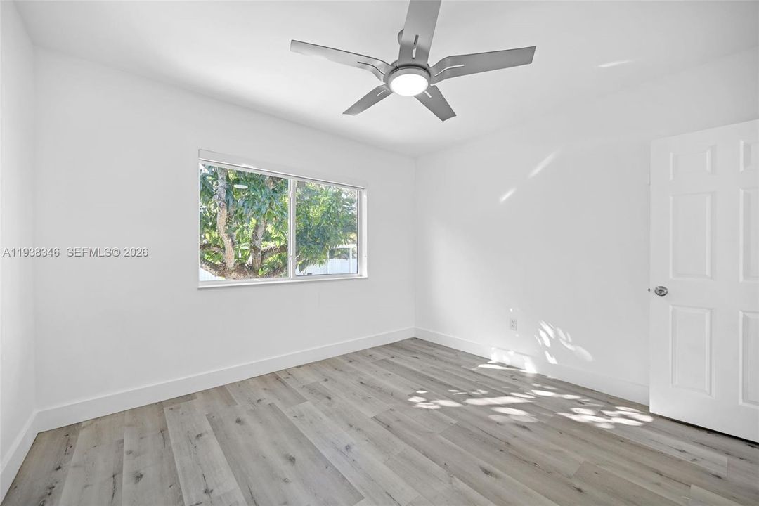 En Venta: $829,999 (3 camas, 2 baños, 1418 Pies cuadrados)