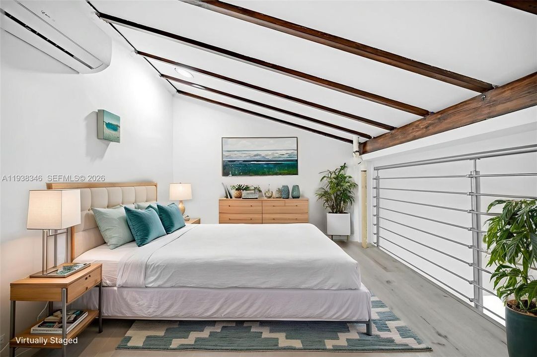 En Venta: $829,999 (3 camas, 2 baños, 1418 Pies cuadrados)