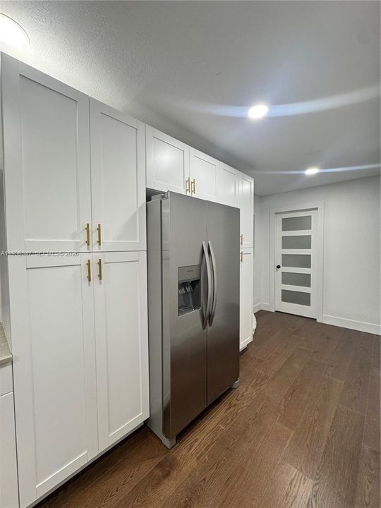 En Venta: $580,000 (4 camas, 2 baños, 1671 Pies cuadrados)