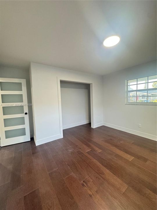 En Venta: $580,000 (4 camas, 2 baños, 1671 Pies cuadrados)