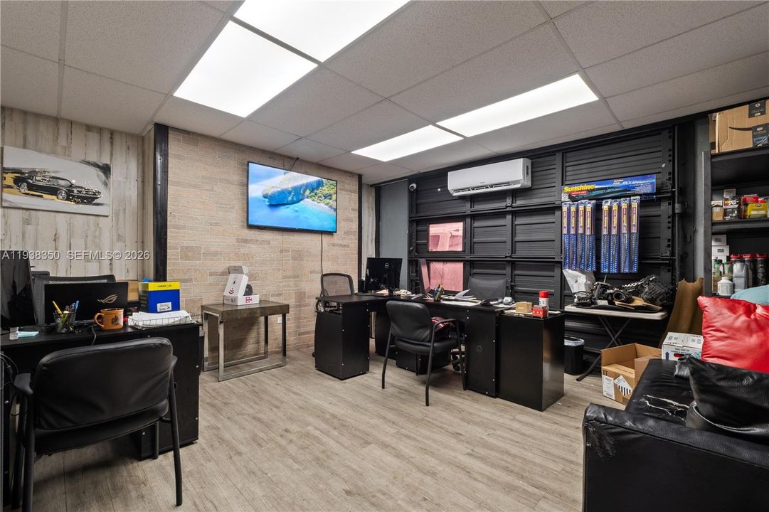 待售: $299,900 (0 贝兹, 0 浴室, 0 平方英尺)