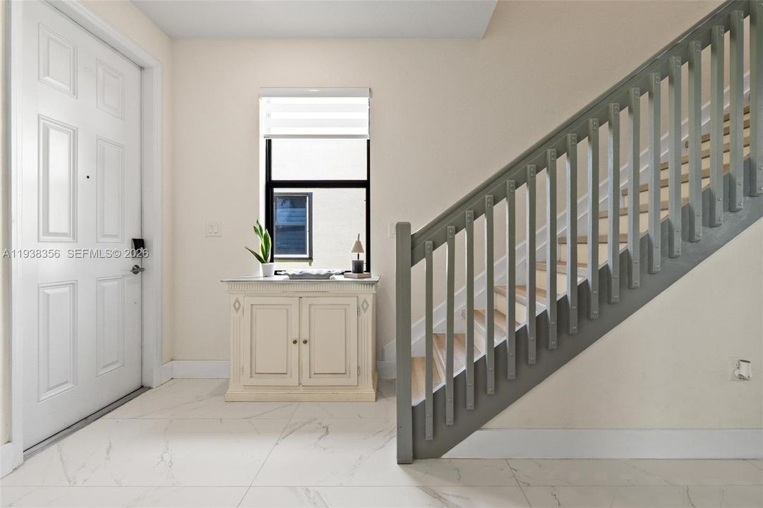 For Sale: $474,900 (3 beds, 3 baths, 1332 Square Feet)