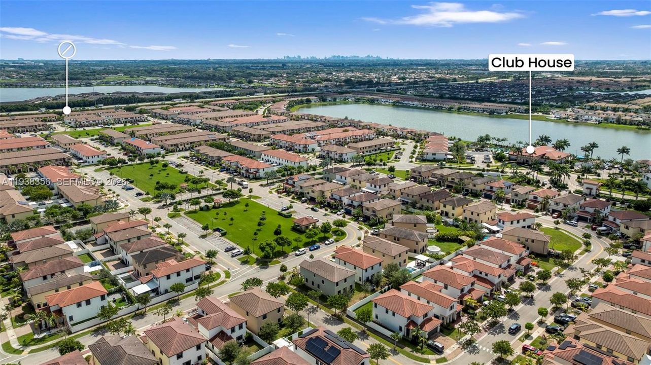 For Sale: $474,900 (3 beds, 3 baths, 1332 Square Feet)