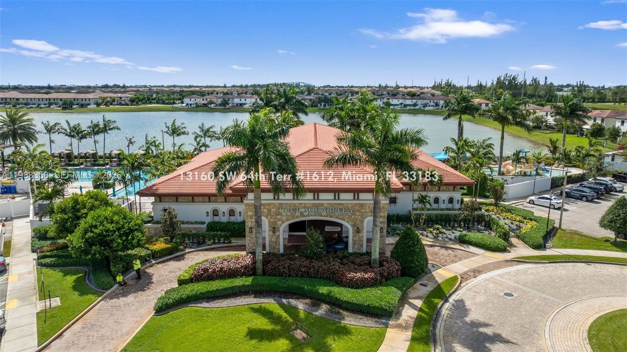 For Sale: $474,900 (3 beds, 3 baths, 1332 Square Feet)