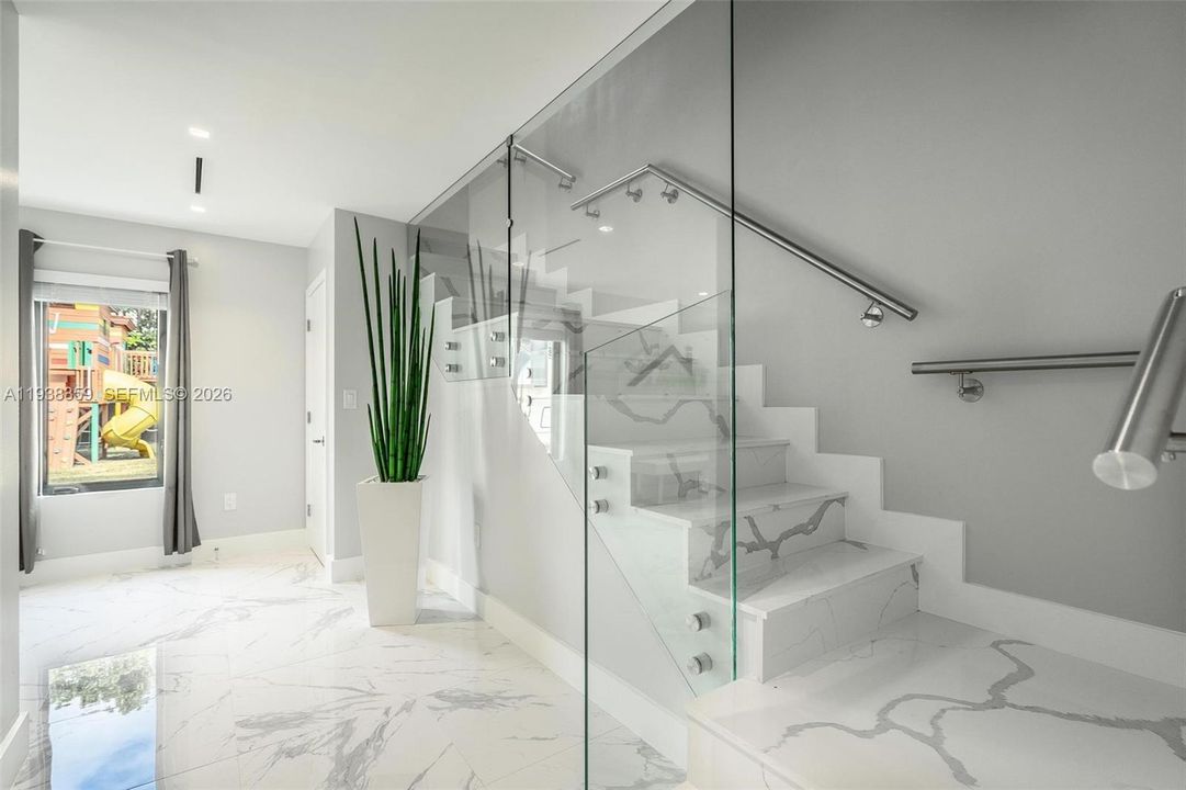 For Sale: $1,175,000 (4 beds, 4 baths, 3295 Square Feet)