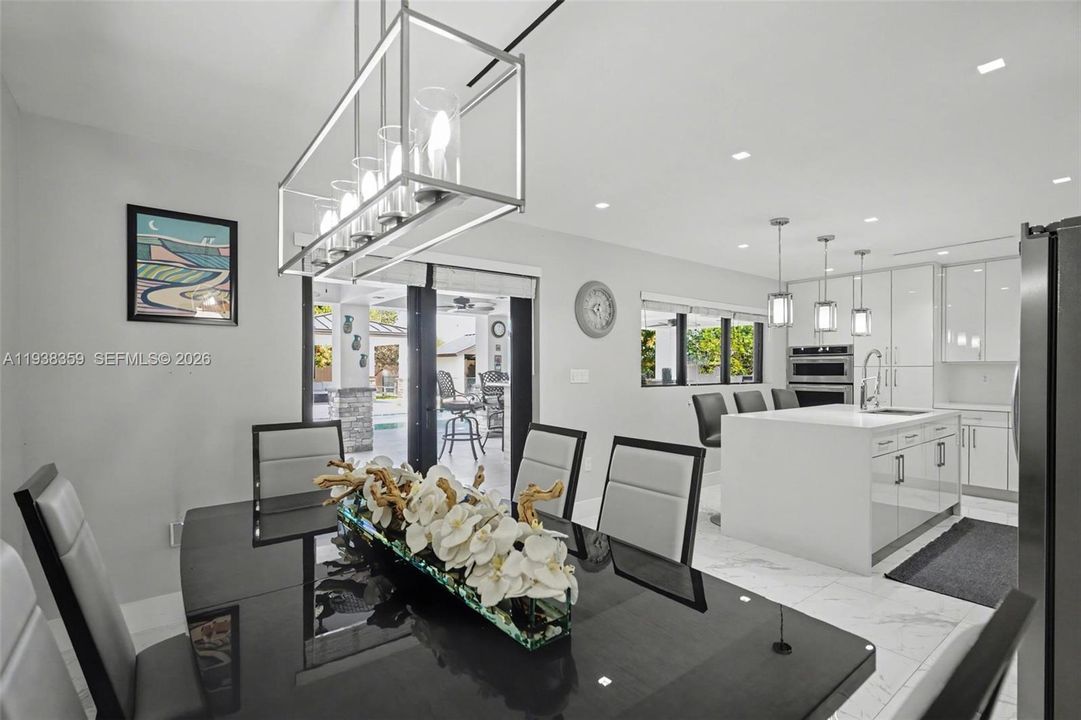 For Sale: $1,175,000 (4 beds, 4 baths, 3295 Square Feet)