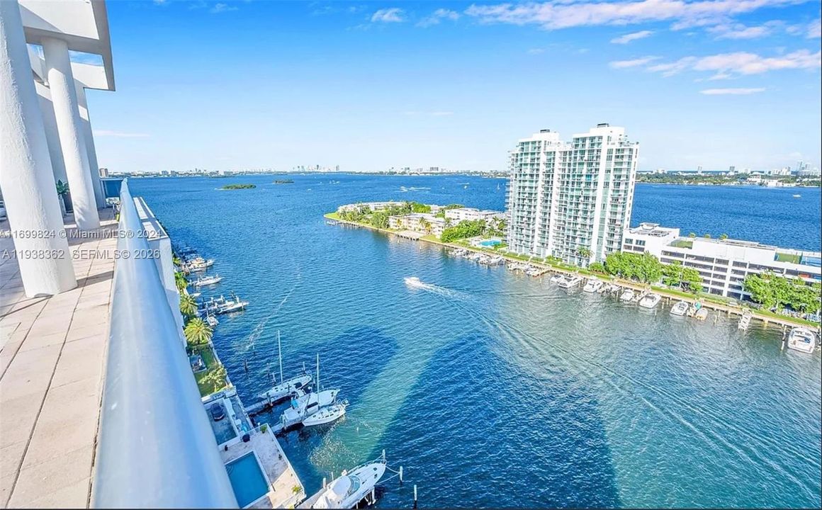 待售: $575,700 (2 贝兹, 2 浴室, 1334 平方英尺)