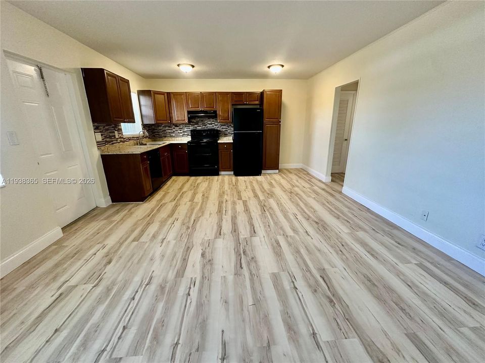 For Rent: $1,650 (1 beds, 1 baths, 0 Square Feet)