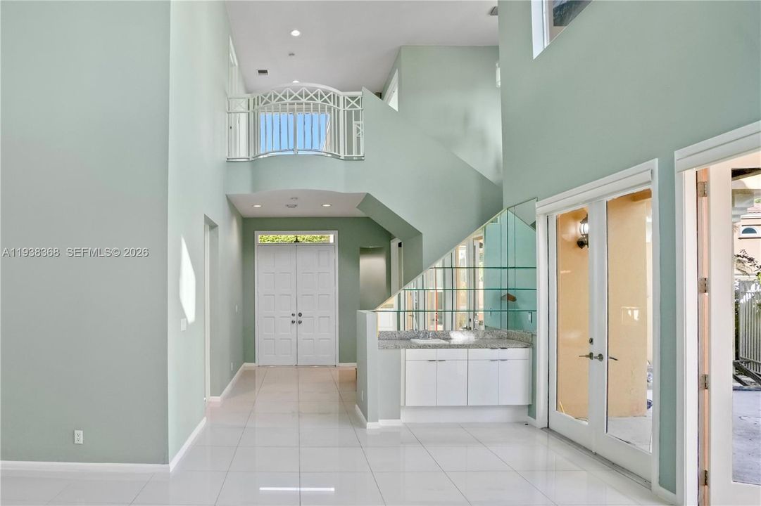 En Venta: $1,790,000 (3 camas, 3 baños, 2380 Pies cuadrados)