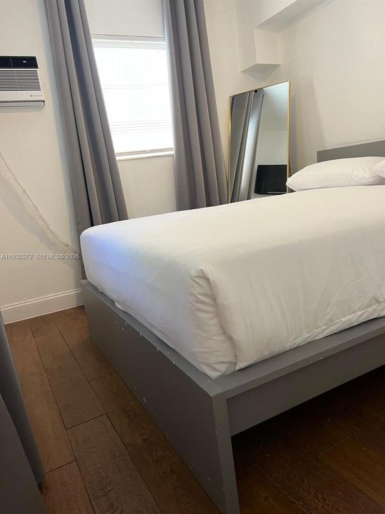 For Rent: $2,100 (1 beds, 1 baths, 525 Square Feet)