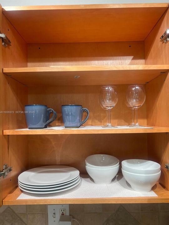 For Rent: $2,100 (1 beds, 1 baths, 525 Square Feet)