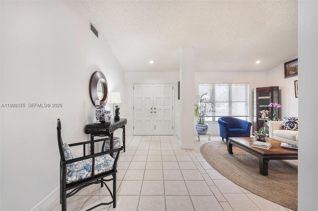 待售: $1,375,000 (4 贝兹, 3 浴室, 2660 平方英尺)