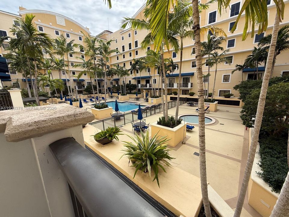 En Venta: $415,000 (2 camas, 2 baños, 1114 Pies cuadrados)