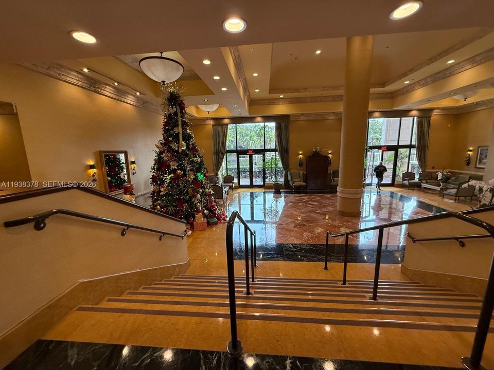 En Venta: $415,000 (2 camas, 2 baños, 1114 Pies cuadrados)