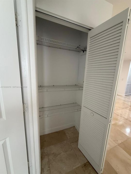 En Venta: $415,000 (2 camas, 2 baños, 1114 Pies cuadrados)