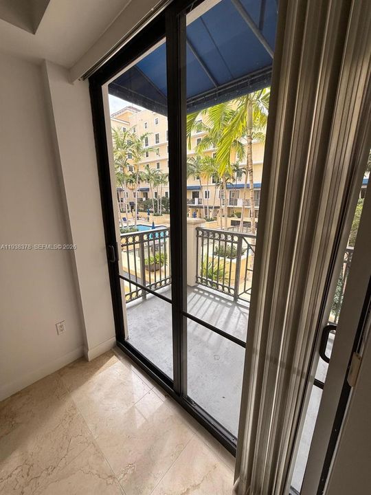 En Venta: $415,000 (2 camas, 2 baños, 1114 Pies cuadrados)