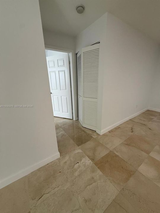 En Venta: $415,000 (2 camas, 2 baños, 1114 Pies cuadrados)