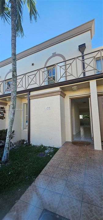 В аренду: $2,650 (2 спален, 2 ванн, 1130 Квадратных фут)