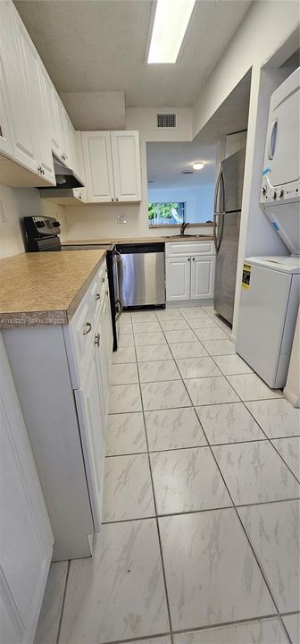 В аренду: $2,650 (2 спален, 2 ванн, 1130 Квадратных фут)