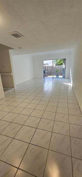 В аренду: $2,650 (2 спален, 2 ванн, 1130 Квадратных фут)